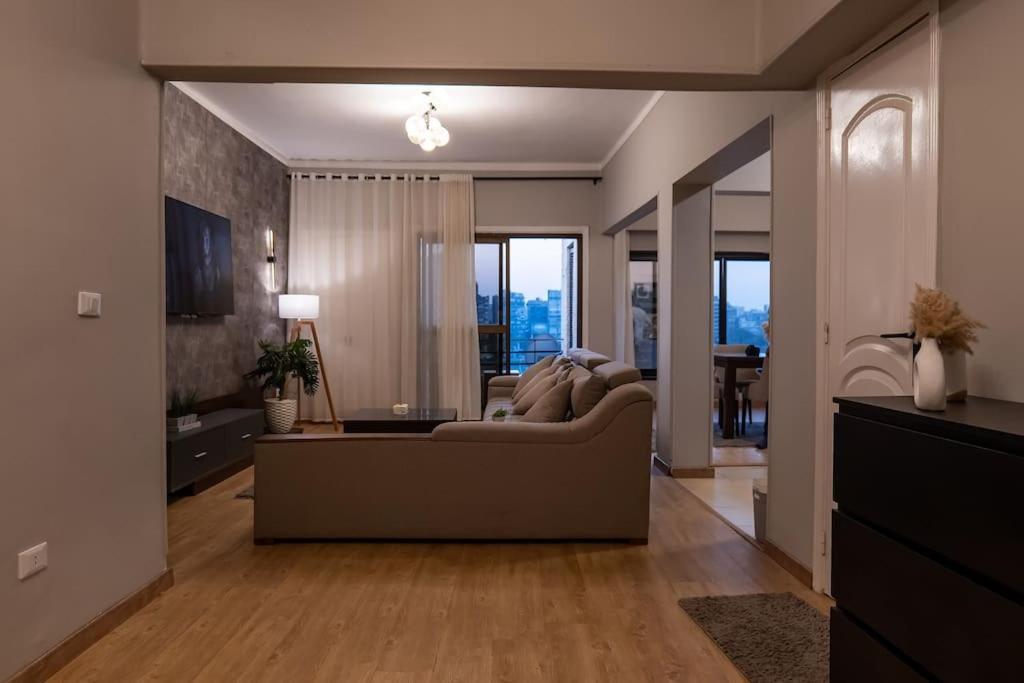 Appartamento A Great Nile View Apartment-1 Il Cairo